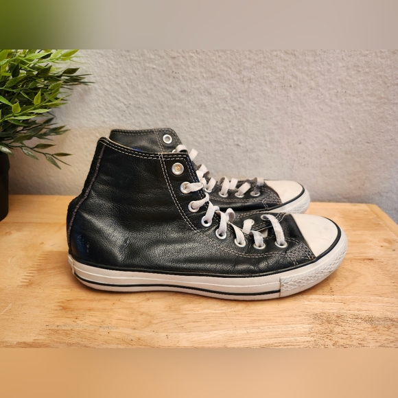 Converse Black and White Athletic Shoes - Picture 4 of 8